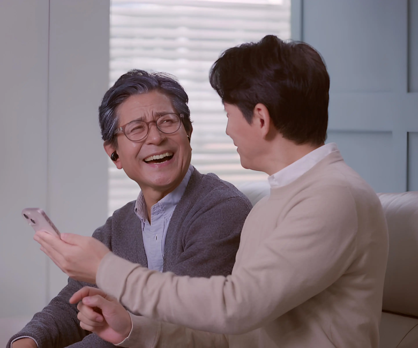 친구들과 즐거운 대화